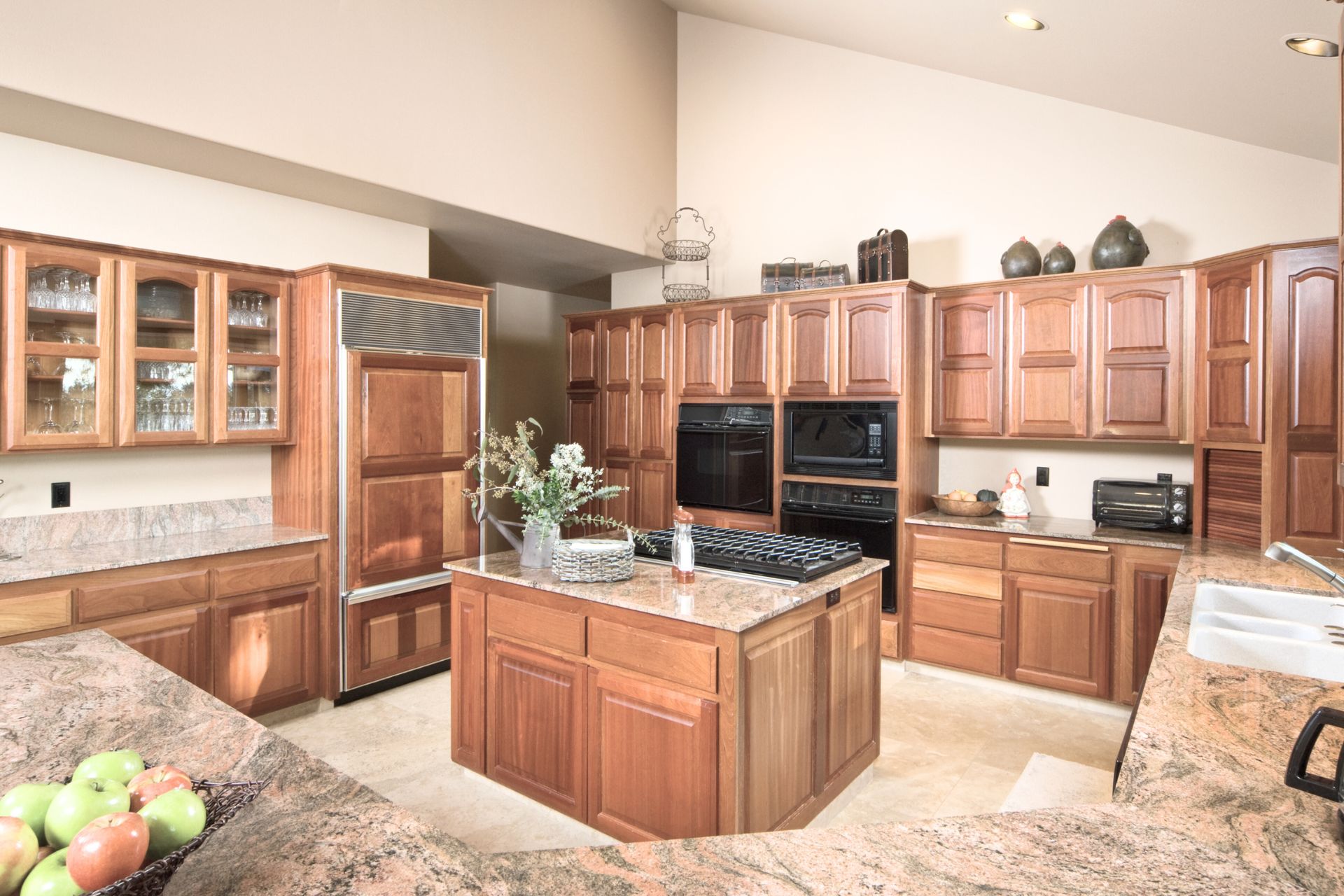 maple kitchen cabinets